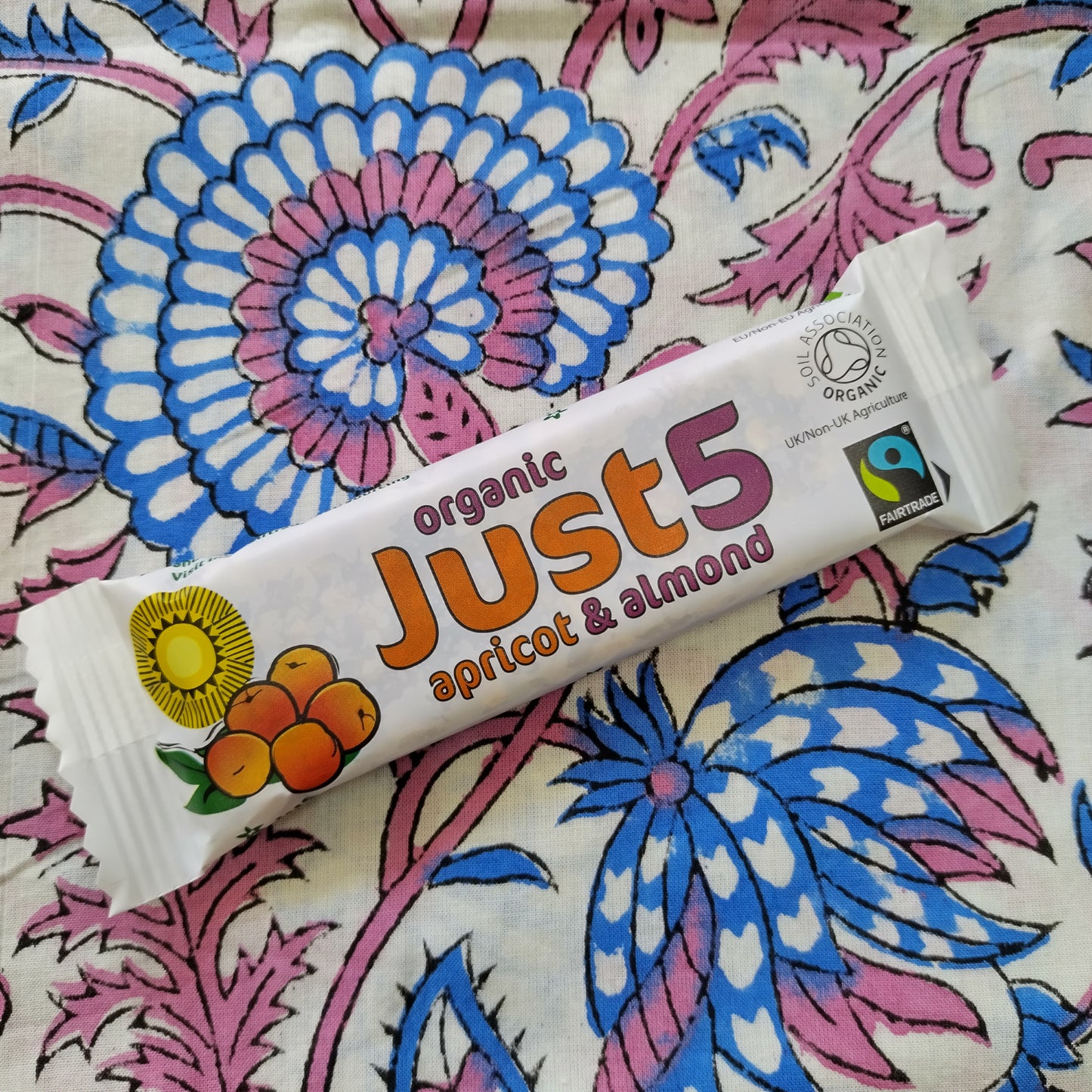 Just 5 Apricot & Almond Bar