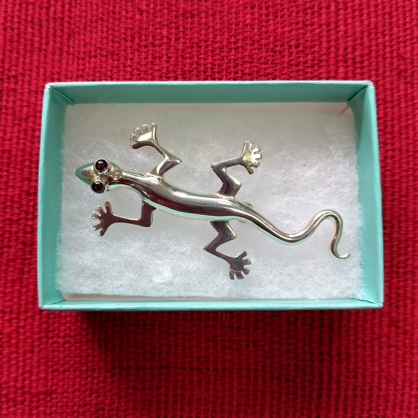 925 Sterling Silver Lizard Brooch with Garnet Eyes