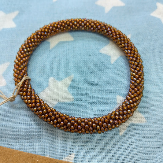 Aura Que Glass Bead Bangle