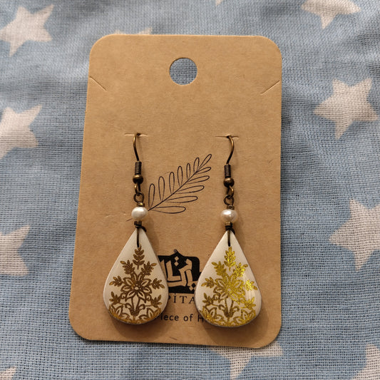 Papital Gallery Drop Hook Earrings